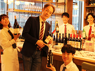 従業員同士助け合って運営してます