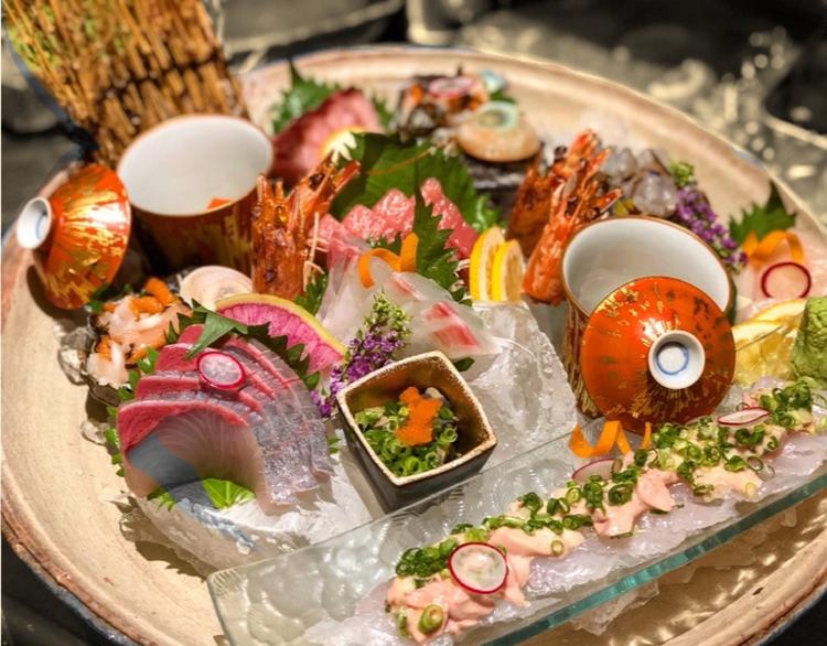 食材は独自ルートから!