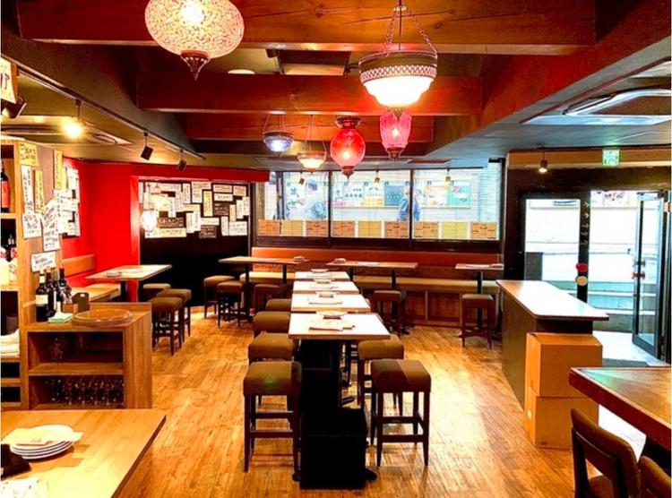 シブヤバル209店内