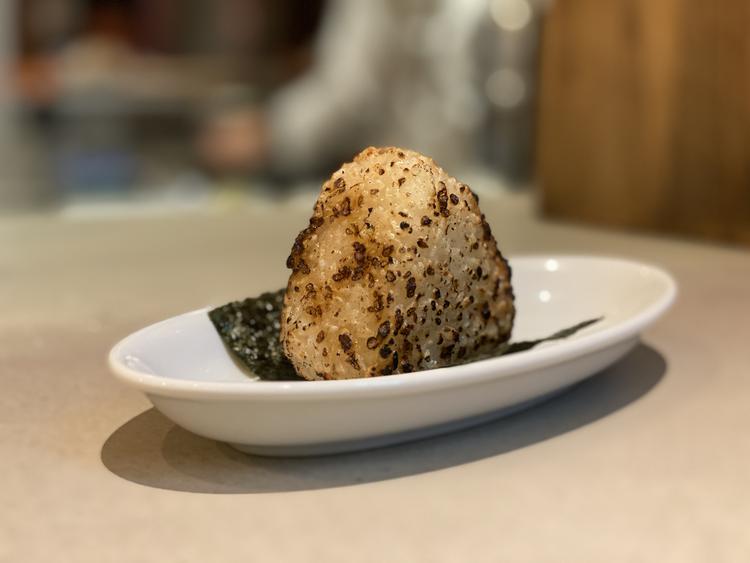 常連様に人気の焼きおにぎり