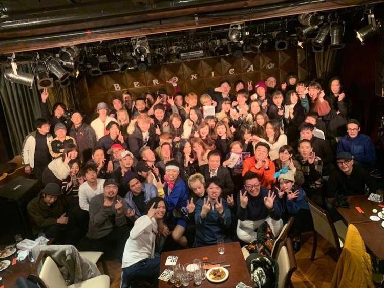 全店舗集合の新年会。