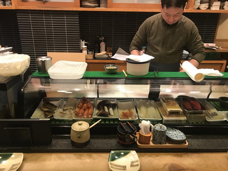 「これが食べたい!」と指をさしてくれます