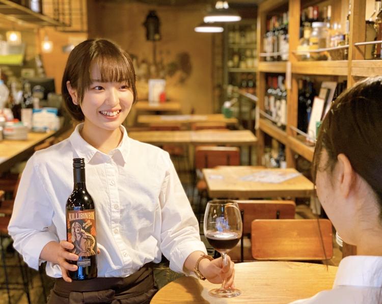お客様とも盛り上がる接客スタイル♪