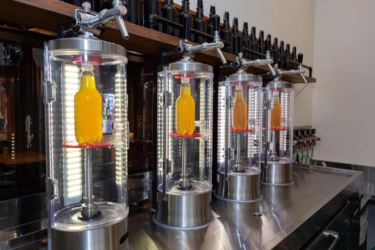 ロシア製ビール量り売り専用充填機