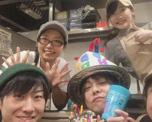 両店長いつも元気です!(右上と右下)