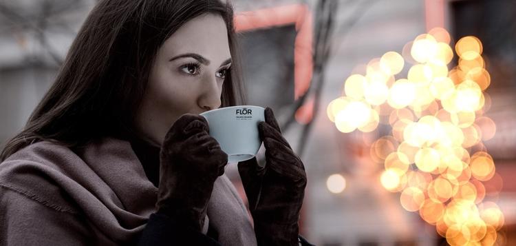 コーヒーはillyを提供
