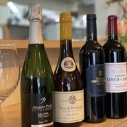 フランスワインを中心に80種類ご用意