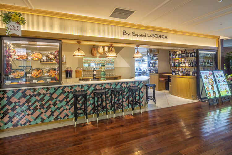 ▲系列店舗①LA BODEGA 博多店