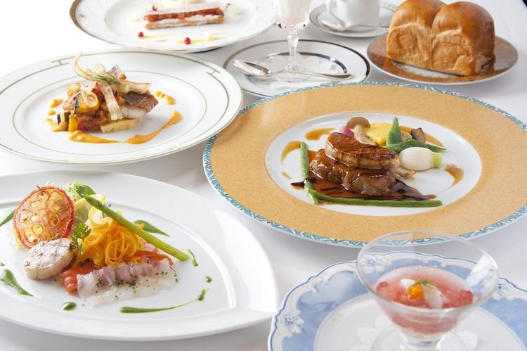 FCCJ Club Dining