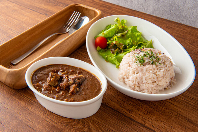 伊萬里牛とろ肉カレー