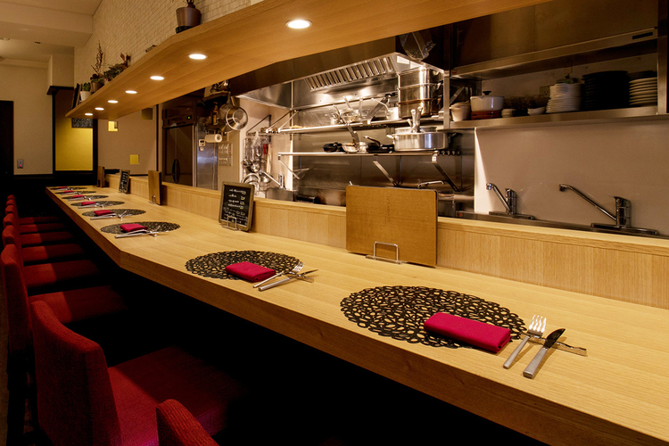 姉妹店ル・ガニオン(北野坂)も安定運営