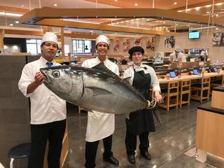 廻転寿司 まぐろ問屋 三浦三崎港恵み 沖縄パルコシティ店