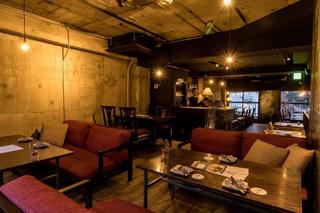 SAROS Night Marche
