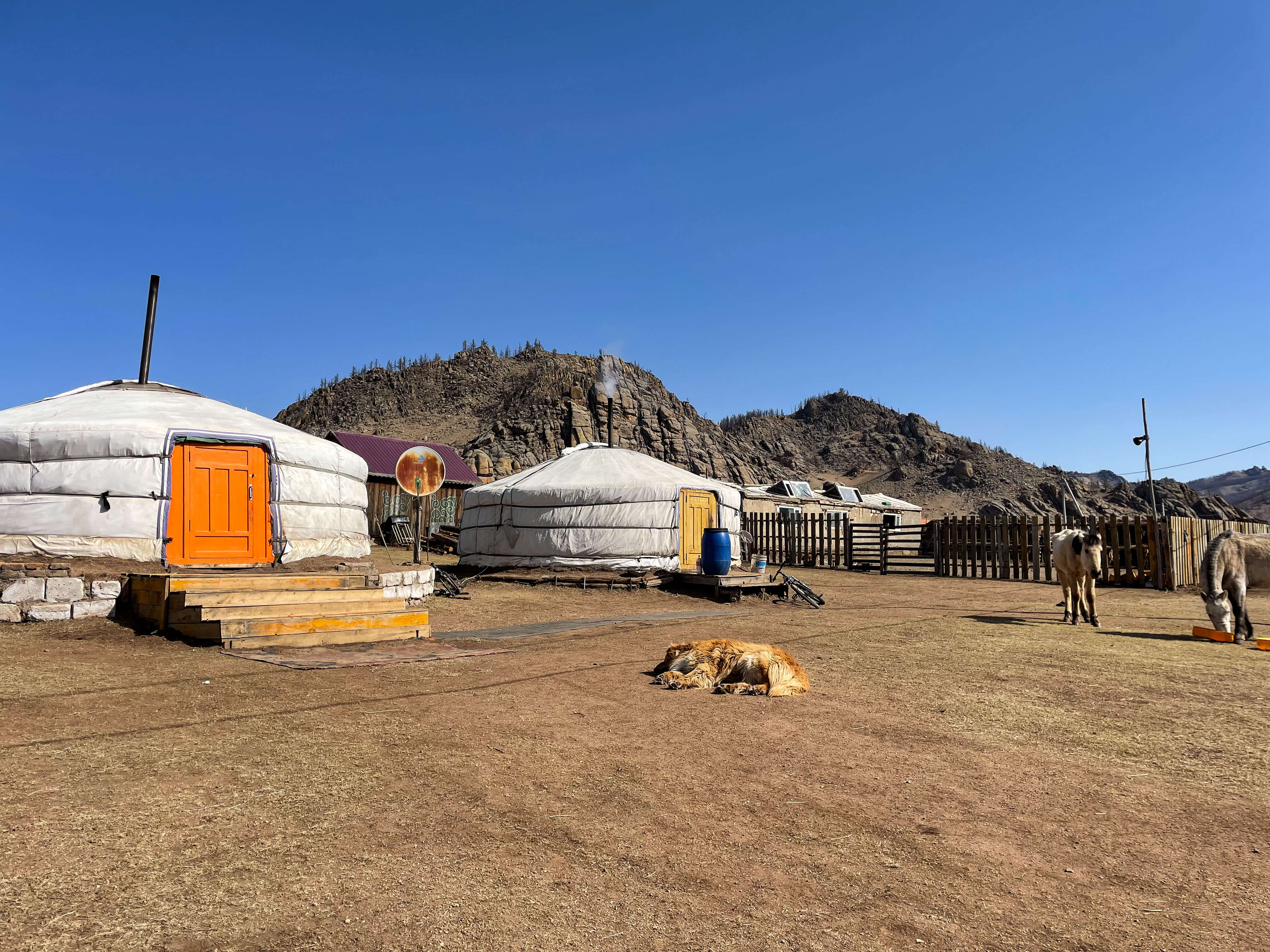 大草原の国・モンゴルのおすすめ観光スポット18選！知られざる絶景からユニークなアクティビティまで厳選 | TABI CHANNEL