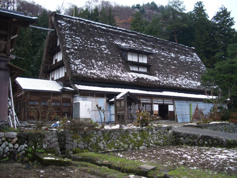 冬の「越中五箇山 岩瀬家」