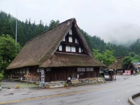 五箇山の重要文化財・村上家