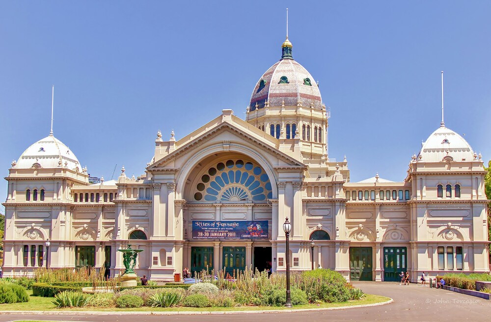 メルボルン‐王立展示館・カールトン庭園