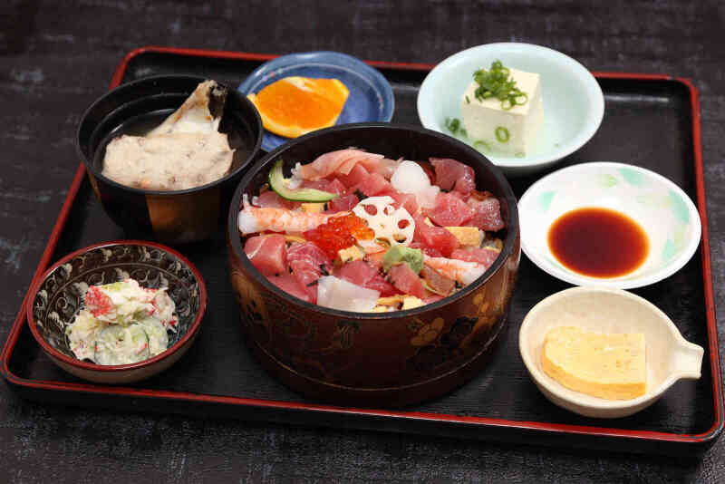 どんぶりや ベイドリーム店