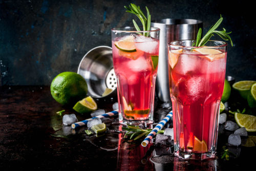 焼酎ベースのリキュールが人気の理由