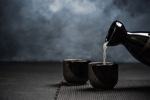 黒麹で造る芋焼酎の魅力