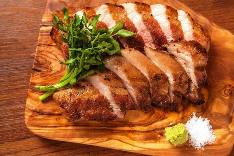 氷温熟成豚バラ肉のグリル 1,590円
