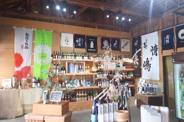 お酒のサブスク!何が届くかはお楽しみ。「新潟亀田 わたご酒店」から厳選した地酒を毎月定額でお届け