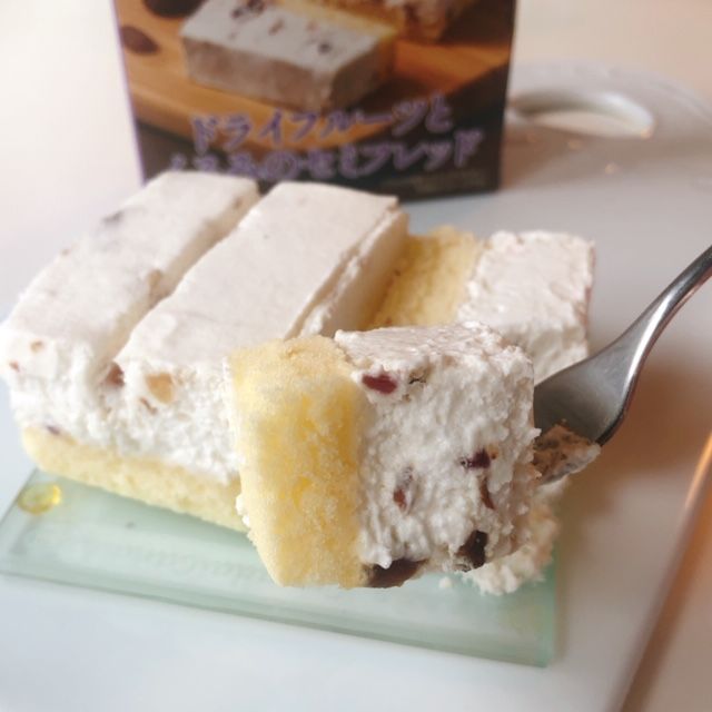 ドライフルーツとくるみのセミフレッド
