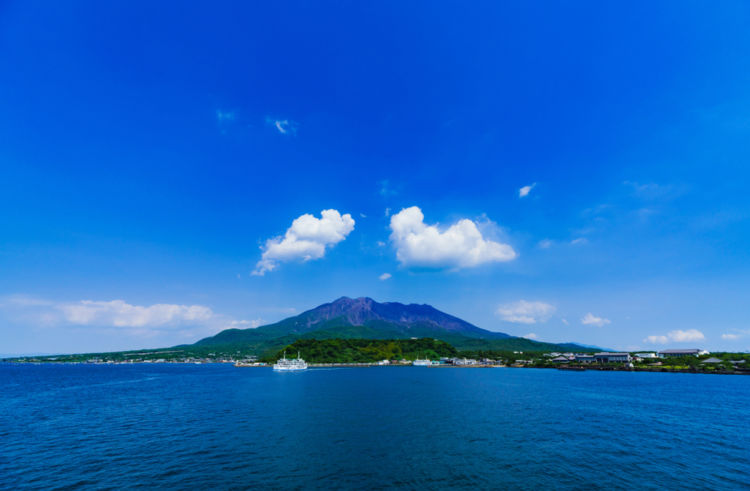 「海(うみ)」はフルーティーな香りがクセになる女性に人気の芋焼酎