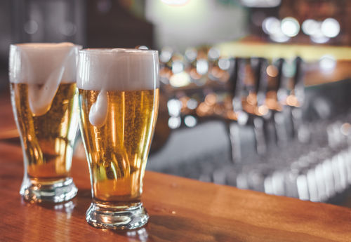 「麦酒大学」で4種類のビールの注ぎ方を飲み比べ
