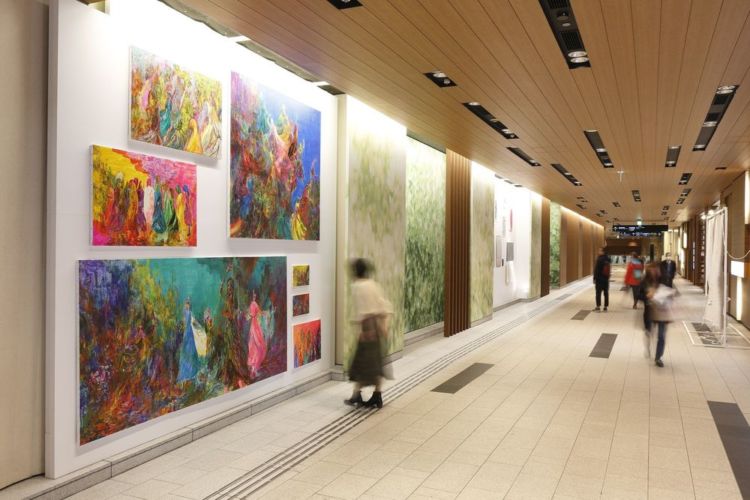 明日を担う若い才能を発掘する、ミッドタウン主催のコンペティション「TOKYO MIDTOWN AWARD」。その2019年度アートコンペ受賞作家6組による、インスタレーションや絵画などの最新作がプラザB1に登場します。注目の若手作家の才能と個性あふれる作品を楽しんでみてください。