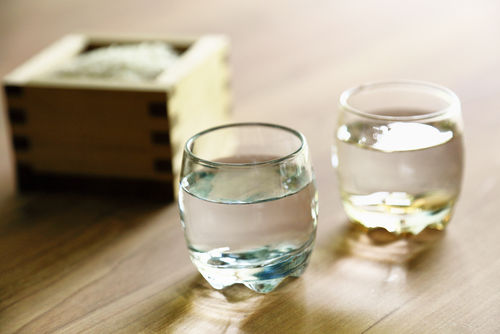 「醸造アルコール」を添加した日本酒はどれでしょう?