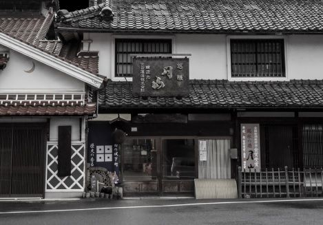 島根の日本酒【月山(がっさん):吉田酒造】創業300年の老舗が醸すクリアで飲みやすい酒