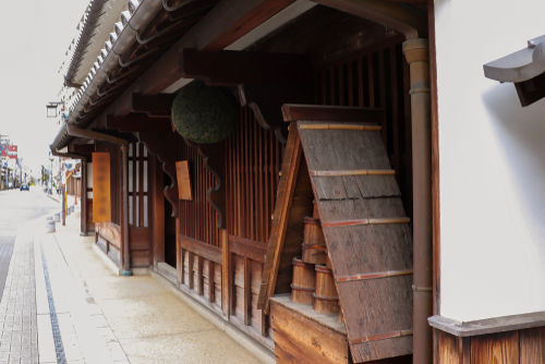 「七冠馬」の造り手、簸上清酒は江戸初期から続く老舗蔵