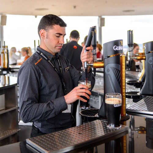エールビールがよく飲まれているアイルランドの黒ビールとは?