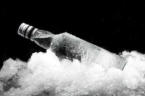 焼酎を冷凍?!キンキンに凍らして飲む焼酎