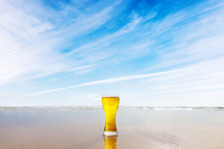 ビールでハワイ気分を満喫! 人気観光地ハワイのビール銘柄を紹介