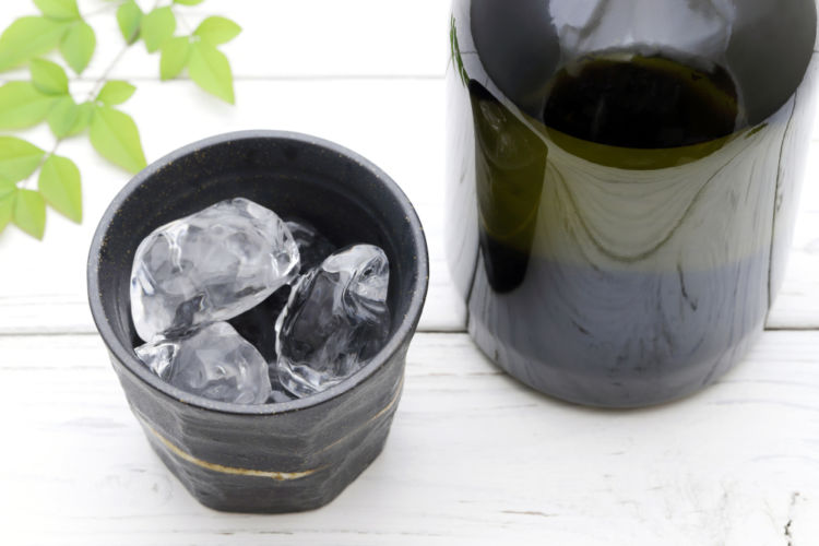焼酎好き必読! アルコール35度以上の焼酎の魅力とたのしみ方