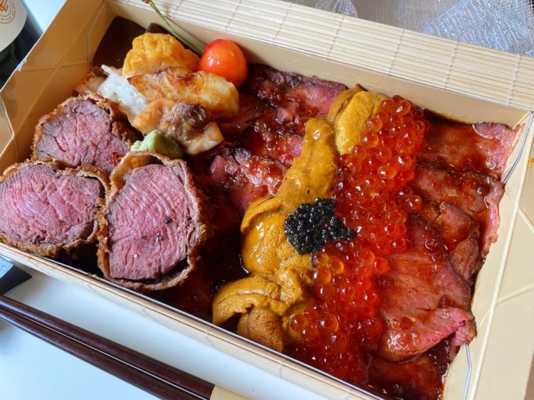 まずは牛ヒレカツとマリアージュ。王道の組み合わせ!