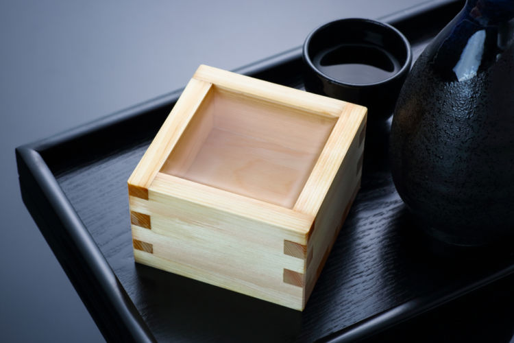「黒麹」とは? 日本酒と麹の関係に迫る!【日本酒用語集】