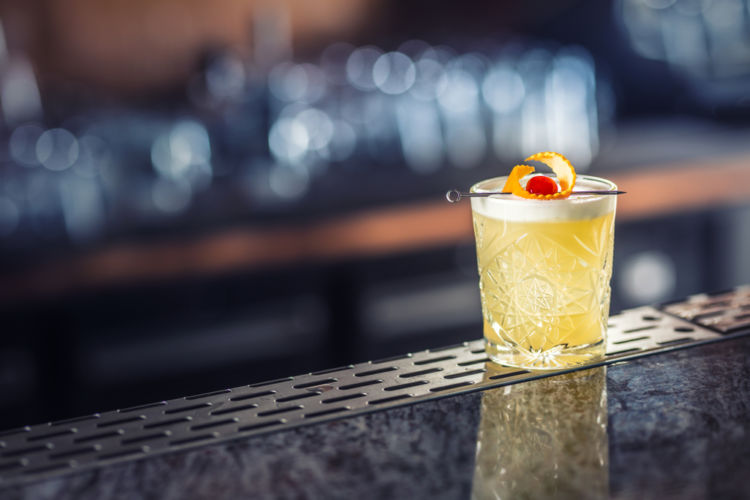 ウイスキーサワーには炭酸が入ってないってほんと?
