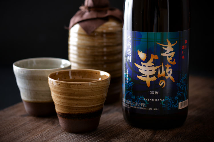 「壱岐の華」は大正時代から愛され続けるこだわりの壱岐焼酎【焼酎用語集】