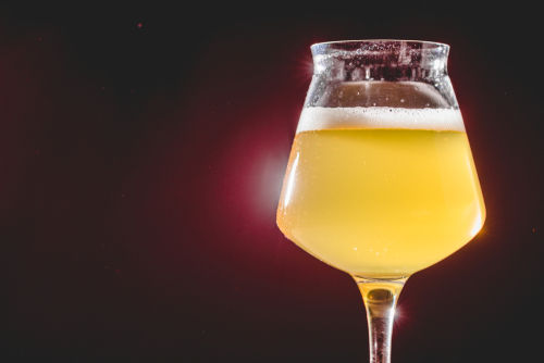 酸味が特徴の「自然発酵ビール」