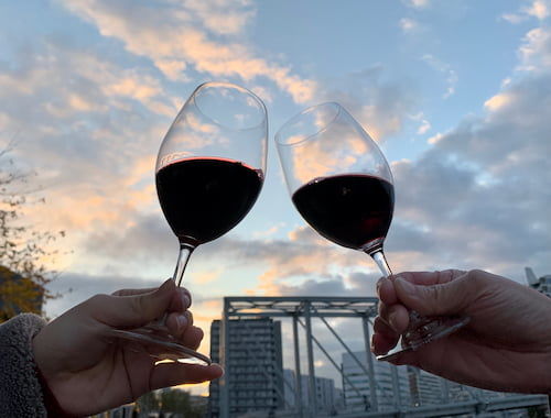 ワインで乾杯
