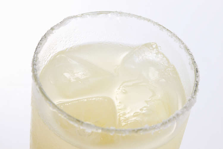 手軽で簡単! 人気の「ソルティードッグ」を日本酒で