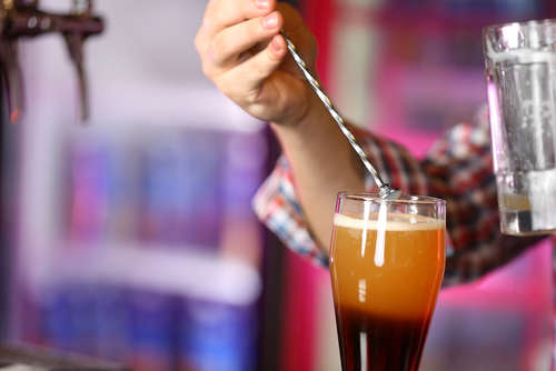 ビールで作るカクテル、苦みを抑え甘くたのしむ!
