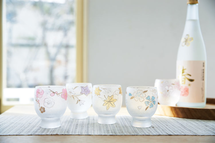 季節に合わせて美しい桜の酒器で美酒を 「桜酒グラス」