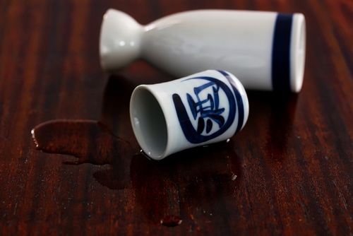 悪酔い経験者必見! 悪酔いしない日本酒の飲み方・たのしみ方