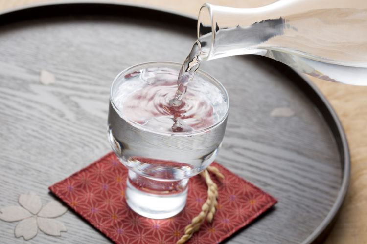 一切の加熱処理を行わない生酒『J-CRAFT SAKE』。和モダンのスタイリッシュな9銘柄が発売開始