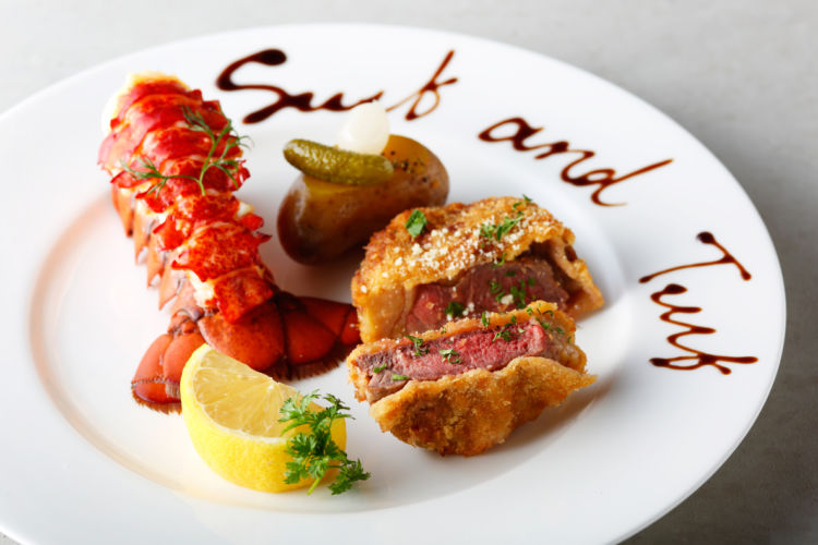 海と陸の味覚を一皿でたのしめる、絶品ディナーコース「SURF&TURF」
