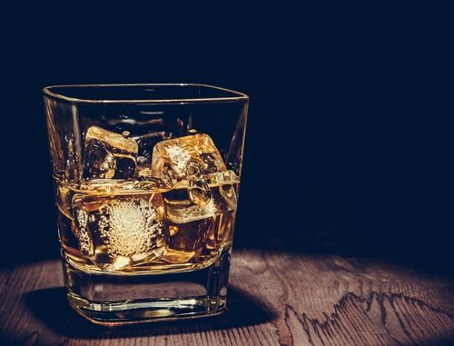 アルコール度数40度前後! ウイスキーのアルコール度数はなぜ高い?